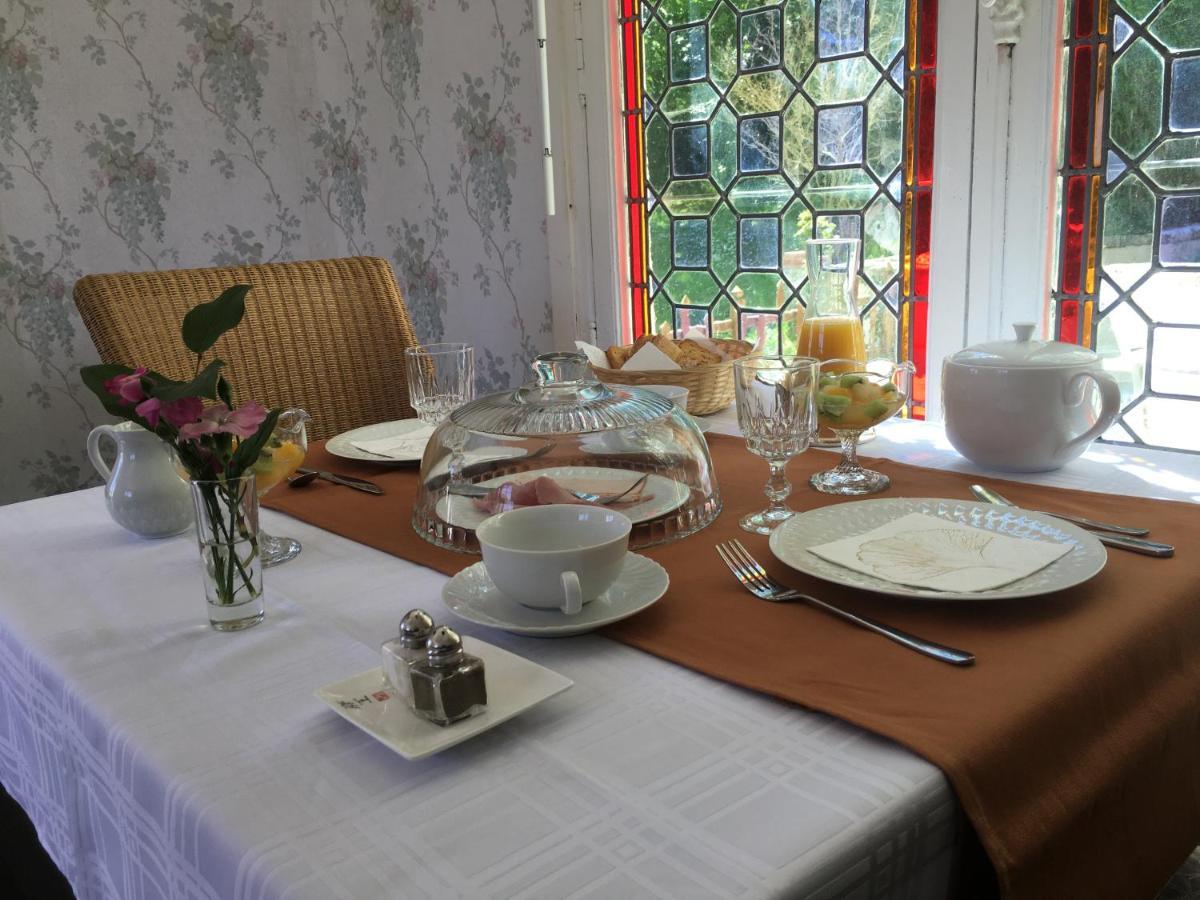 Manoir De L'Epine Bed & Breakfast Saint-Severin Exterior photo